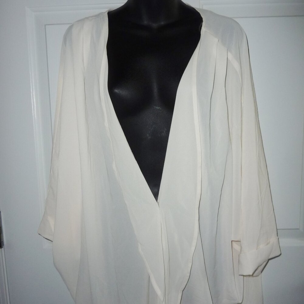 NWT Zenana Solid Ivory Kimono Style Cardigan Short Sleeved Semi Sheer Size 3X